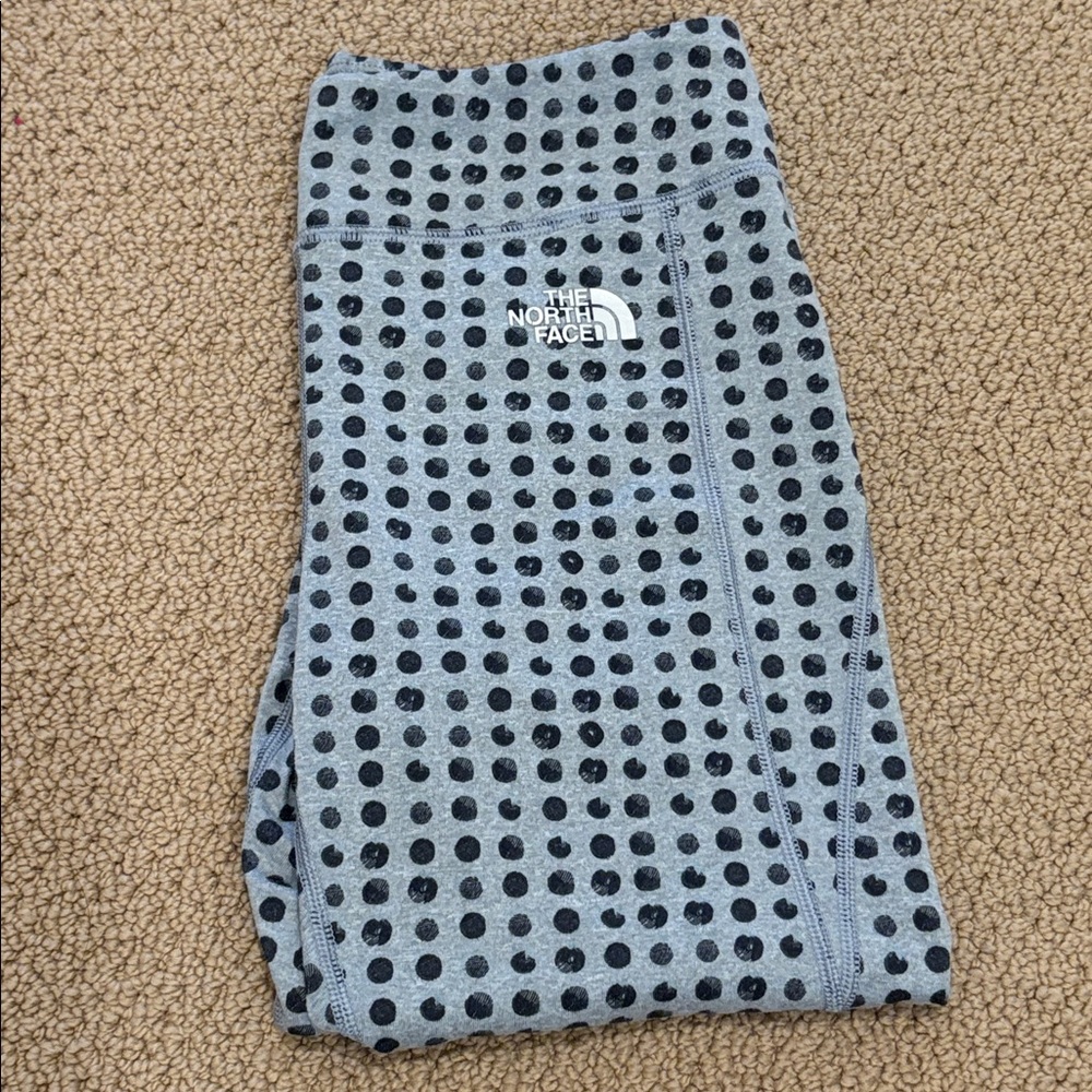 The North Face Gray and Black Polka Dot Leggings, Flash Dry, new condition - Picture 5 of 5